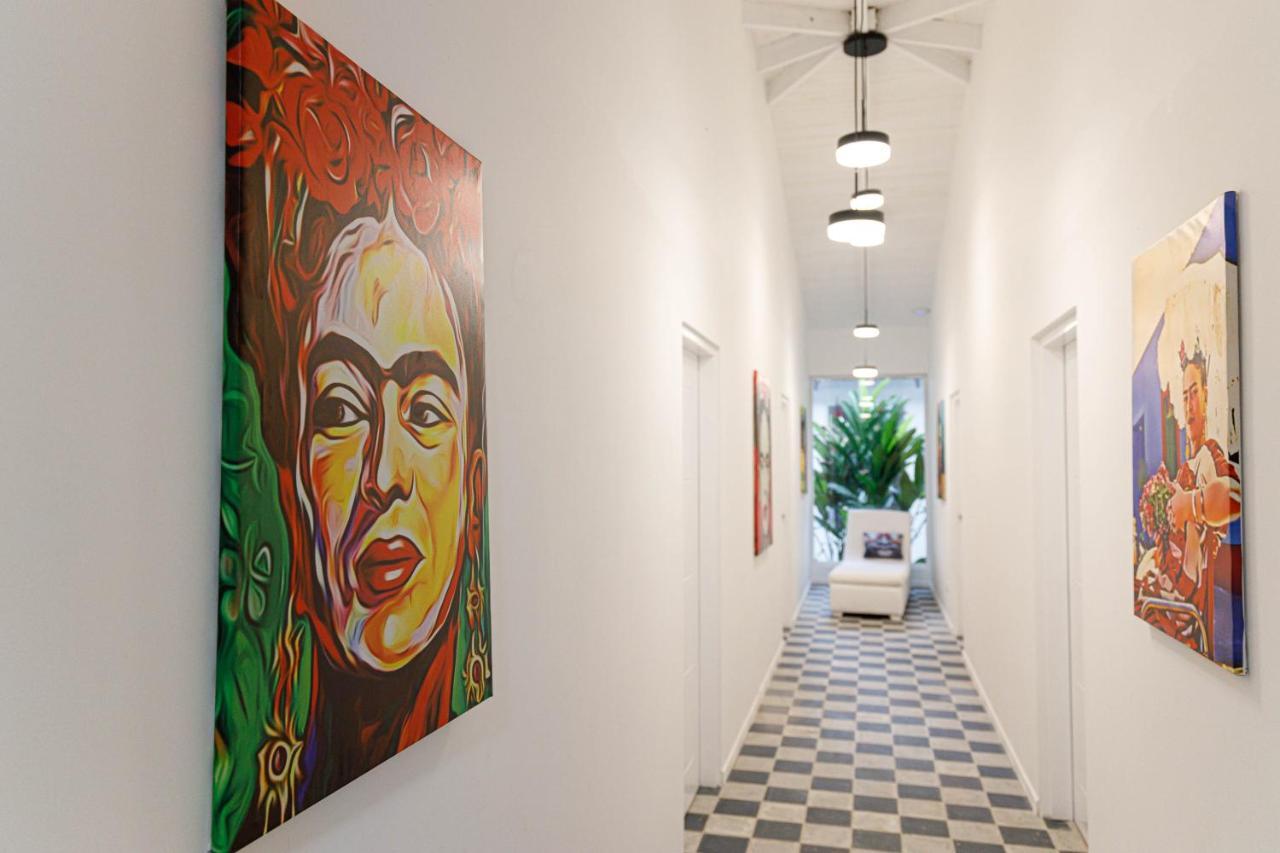 Puerto Viejo de Talamanca Gigi Brown Villa Frida Beachfront מראה חיצוני תמונה